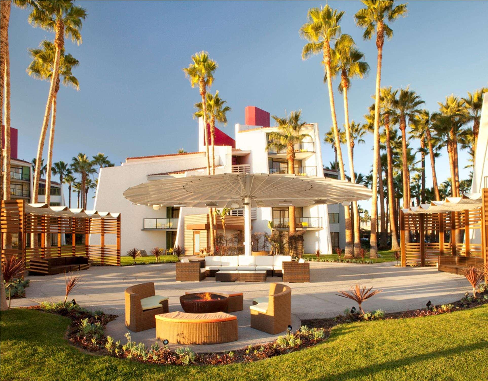 Hotel Maya Long Beach Exteriör bild